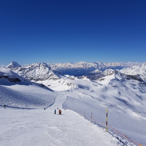 Skifahren auf 3883 m Höhe